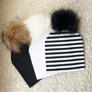Cotton beanies with natural fur pom. All poms are interchangeable. More colors!